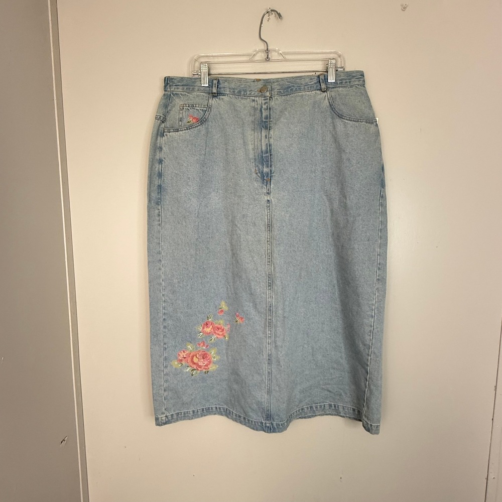 Susan Bristol Women's Beaded Floral Denim Straight Skirt Sz 16W NWT Vintage FLAW - Picture 2 of 13
